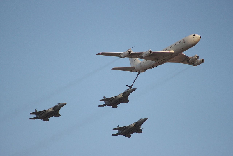 Illustration for article titled The Amazing Saga Of How Israel Turned Its F-15s Into Multi-Role Bombers